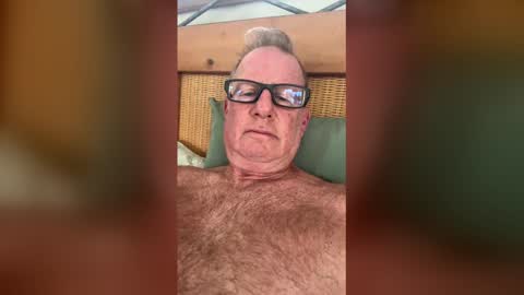 robo0000 online show from 05/26/26, 02:02