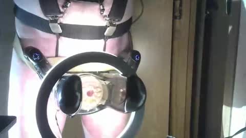 Robodickmilker online show from 11/20/25, 02:56