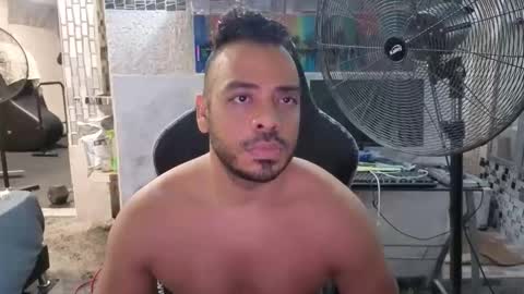 Snapshot of robotjojo1888 chatting on 03/24/26, 12:43 cazador 99 online show from 03/24/26, 12:43