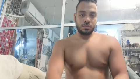 Snapshot of robotjojo1888 chatting on 03/26/26, 03:56 cazador 99 online show from 03/26/26, 03:56