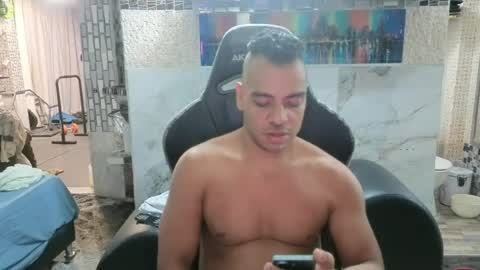Snapshot of robotjojo1888 chatting on 07/06/26, 03:25 cazador 99 online show from 07/06/26, 03:25
