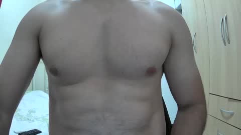 robson1022 online show from 12/03/25, 02:19