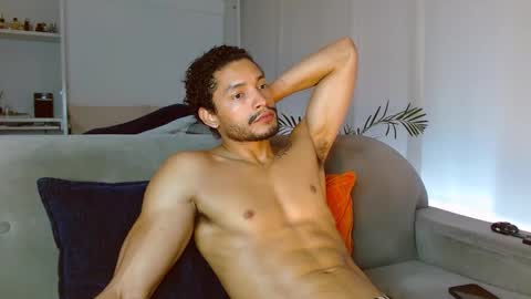 Snapshot of roby_millerr chatting on 03/04/25, 06:18 roby_millerr online show from 03/04/25, 06:18