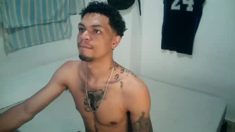 Rocco online show from 10/22/25, 02:39