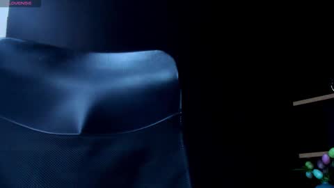 rocco_santos online show from 12/23/25, 01:03