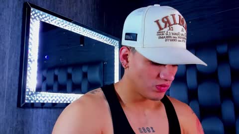 rocco_santos online show from 03/02/26, 05:42