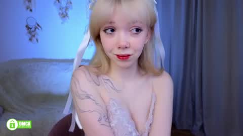 Snapshot of rochelle_dolly chatting on 04/23/26, 08:33 rochelle_dolly online show from 04/23/26, 08:33
