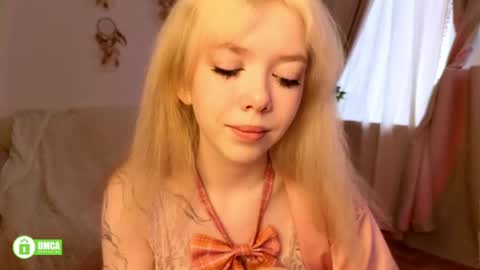 Snapshot of rochelle_dolly chatting on 04/26/26, 02:48 rochelle_dolly online show from 04/26/26, 02:48