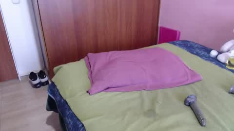 Rochelle online show from 02/13/25, 01:59