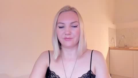 rock__baby online show from 12/22/24, 06:37