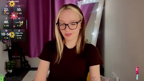 Snapshot of rockett_bunny chatting on 05/23/26, 12:49 Rockett online show from 05/23/26, 12:49