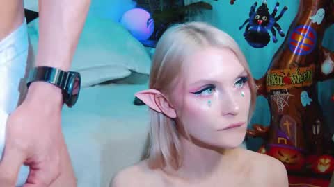 Lina and Den online show from 10/26/25, 11:05