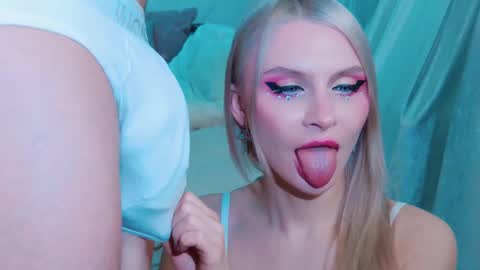 Lina and Den online show from 03/02/26, 10:11