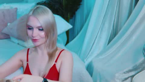 Lina and Den online show from 04/04/26, 06:22