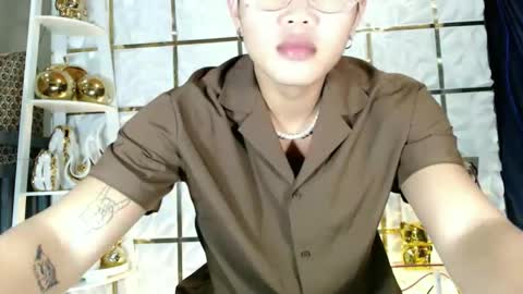 rocky_feller123 online show from 01/17/26, 11:08