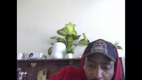 Snapshot of rod14511 chatting on 11/17/25, 05:30 rod14511 online show from 11/17/25, 05:30