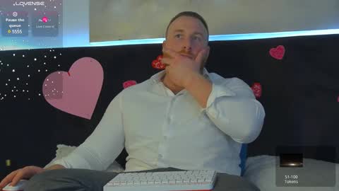 Roddy online show from 02/12/25, 02:21