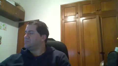 Snapshot of rodfer chatting on 04/30/26, 08:42 Rodfer online show from 04/30/26, 08:42