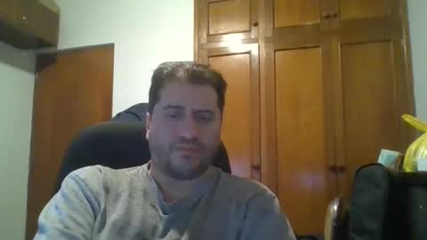 Snapshot of rodfer chatting on 05/11/26, 12:27 Rodfer online show from 05/11/26, 12:27
