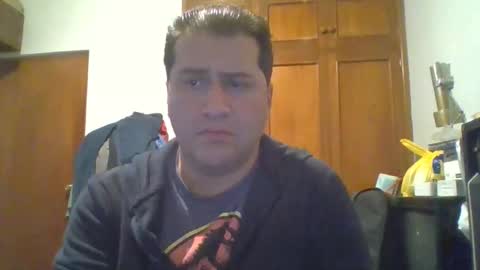 Snapshot of rodfer chatting on 05/17/26, 08:34 Rodfer online show from 05/17/26, 08:34