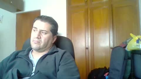 Snapshot of rodfer chatting on 06/03/26, 03:28 Rodfer online show from 06/03/26, 03:28