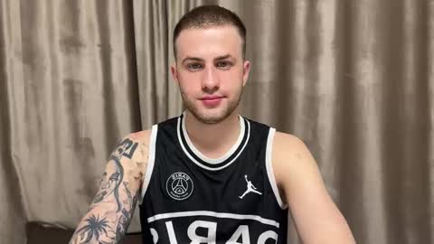 Rodrigo online show from 09/19/25, 10:21