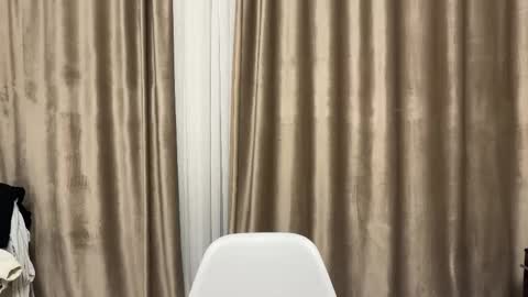 Rodrigo online show from 11/01/25, 09:28