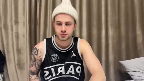 Rodrigo online show from 11/02/25, 09:39