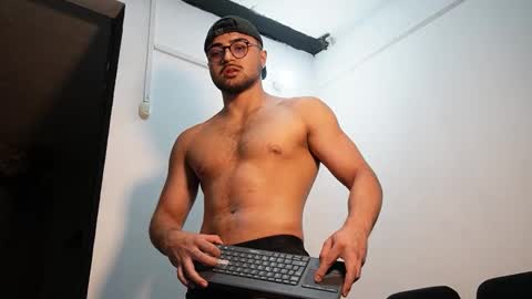 Roger Belmont online show from 11/07/25, 04:12