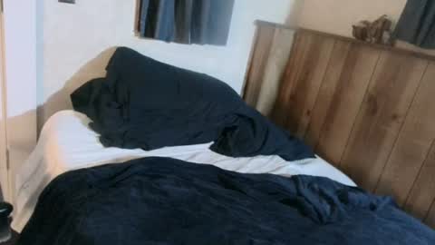 Snapshot of rogerb2218 chatting on 06/19/26, 08:07 watchme online show from 06/19/26, 08:07
