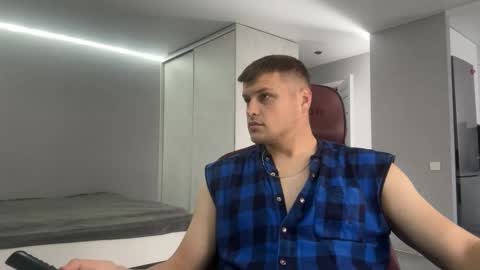 Snapshot of roguetitan6 chatting on 11/09/25, 09:07 roguetitan6 online show from 11/09/25, 09:07