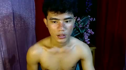 Snapshot of roianboyyy chatting on 06/30/26, 11:39 roianboyyy online show from 06/30/26, 11:39
