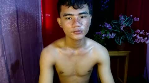 Snapshot of roianboyyy chatting on 07/04/26, 11:55 roianboyyy online show from 07/04/26, 11:55