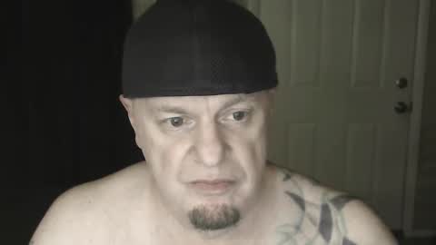 Snapshot of roinaz chatting on 12/06/24, 08:37 roinaz online show from 12/06/24, 08:37