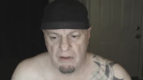 Snapshot of roinaz chatting on 12/13/24, 07:36 roinaz online show from 12/13/24, 07:36