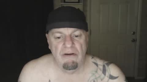 Snapshot of roinaz chatting on 12/18/24, 03:47 roinaz online show from 12/18/24, 03:47