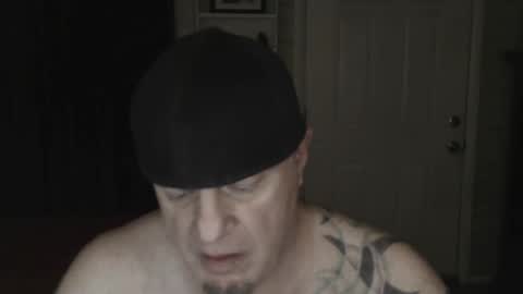 Snapshot of roinaz chatting on 01/05/25, 01:03 roinaz online show from 01/05/25, 01:03