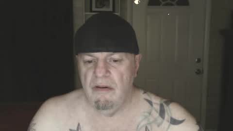 Snapshot of roinaz chatting on 01/11/25, 08:43 roinaz online show from 01/11/25, 08:43