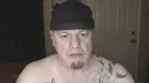 Snapshot of roinaz chatting on 01/19/25, 05:49 roinaz online show from 01/19/25, 05:49