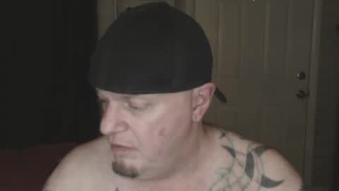 Snapshot of roinaz chatting on 01/19/25, 10:49 roinaz online show from 01/19/25, 10:49