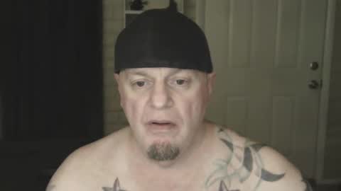 Snapshot of roinaz chatting on 02/02/25, 10:28 roinaz online show from 02/02/25, 10:28