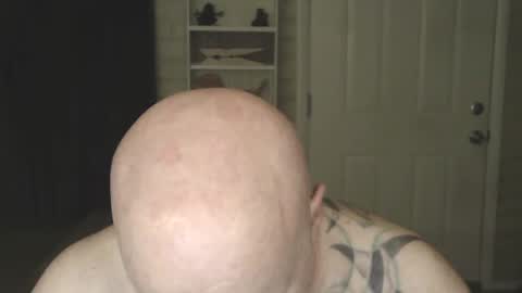 Snapshot of roinaz chatting on 02/10/25, 12:30 roinaz online show from 02/10/25, 12:30