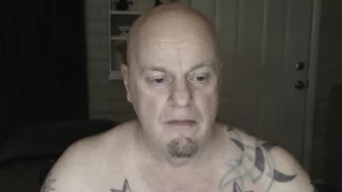 Snapshot of roinaz chatting on 03/02/25, 03:13 roinaz online show from 03/02/25, 03:13