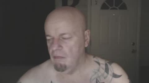 Snapshot of roinaz chatting on 03/22/26, 06:22 roinaz online show from 03/22/26, 06:22