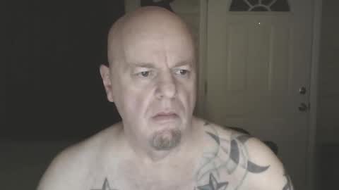 Snapshot of roinaz chatting on 03/23/26, 10:25 roinaz online show from 03/23/26, 10:25