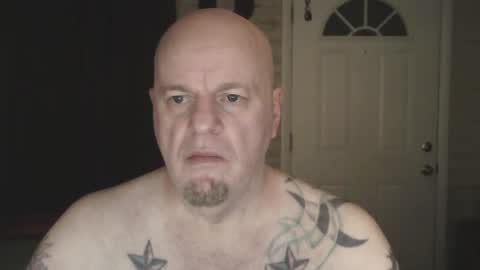 Snapshot of roinaz chatting on 03/25/26, 08:53 roinaz online show from 03/25/26, 08:53