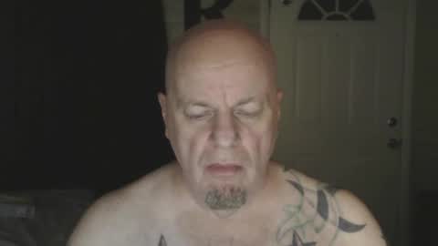 Snapshot of roinaz chatting on 03/30/26, 05:19 roinaz online show from 03/30/26, 05:19