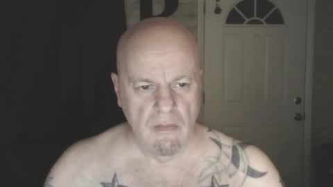 Snapshot of roinaz chatting on 04/12/26, 03:22 roinaz online show from 04/12/26, 03:22