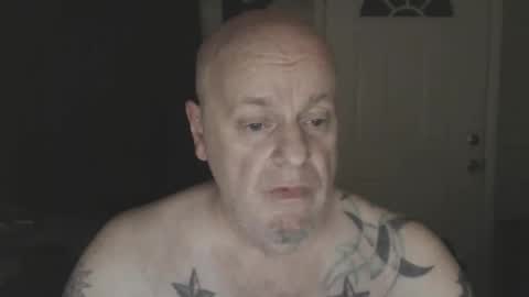 Snapshot of roinaz chatting on 04/13/26, 07:25 roinaz online show from 04/13/26, 07:25