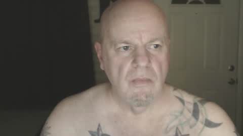 Snapshot of roinaz chatting on 04/15/26, 04:19 roinaz online show from 04/15/26, 04:19